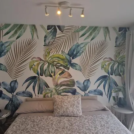 Δωμάτια σε οικογενειακή κατοικία La Maison Del Mar Μάλαγα