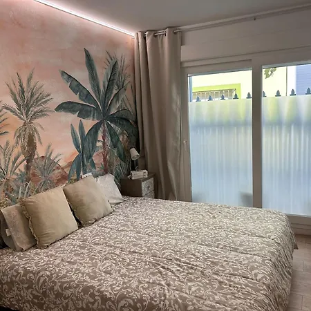 La Maison Del Mar בית אירוח