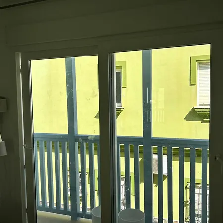 בית אירוח La Maison Del Mar מאלגה